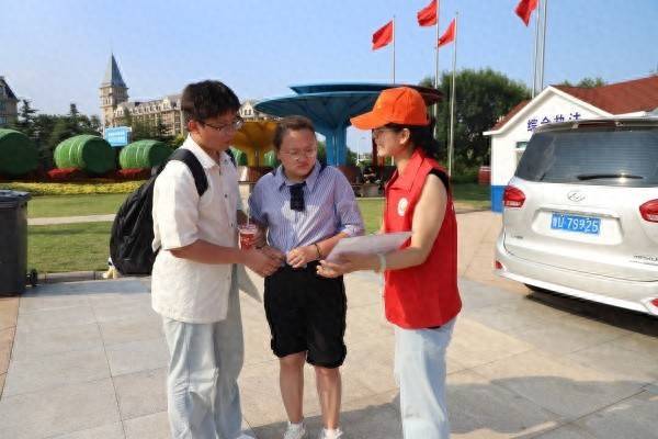 乾鑫配资 薛家岛旅游打卡地图新鲜出炉 全域志愿服务温情启动护航啤酒节